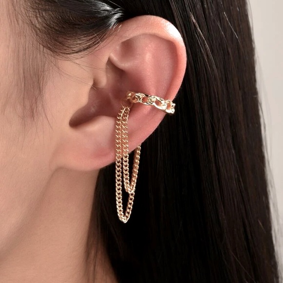 mam262 Jewelry - Gold Ear Cuff with Chain